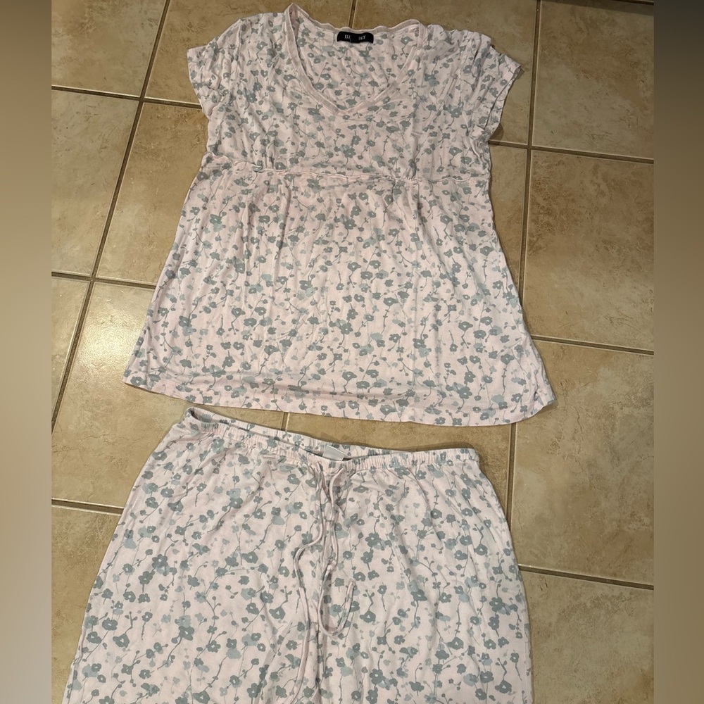 Ellen Tracy Pink and Gray Floral Pajama Set